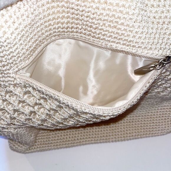 Cream woven bag and change pouch - Picture 5 of 6